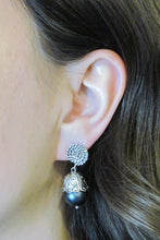 Load image into Gallery viewer, VICTORIA Earrings