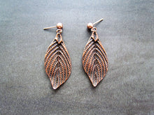 Load image into Gallery viewer, CHERRY LEAF Earrings