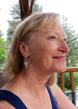 Load image into Gallery viewer, REESE Earrings