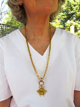 Load image into Gallery viewer, QUEEN BEE NECKLACE
