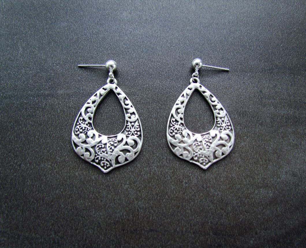 MADAGASCAR Earrings